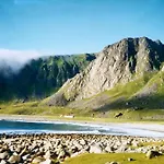 Lofoten Fjord Saupstad (Vestvagoy)