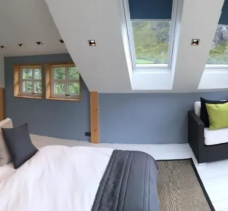 Lofoten Fjord Villa *