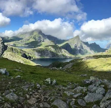 Lofoten Fjord Saupstad (Vestvagoy)