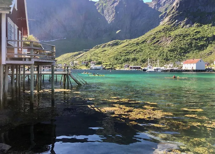 Lofoten Fjord فيلة *