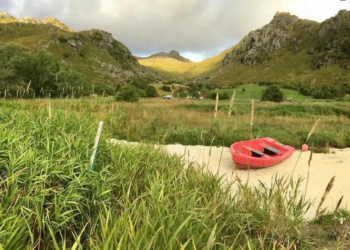 Lofoten Fjord * Saupstad (Vestvagoy)